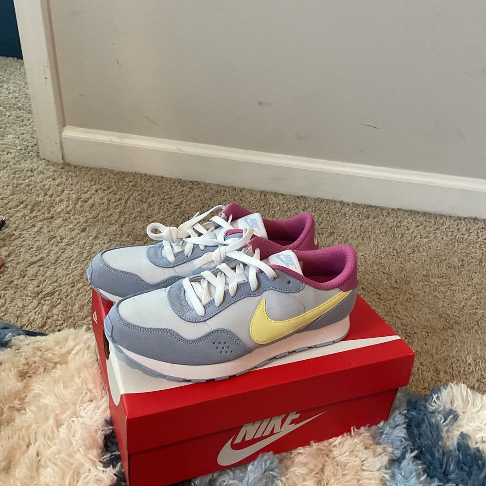 Nike Sneakers